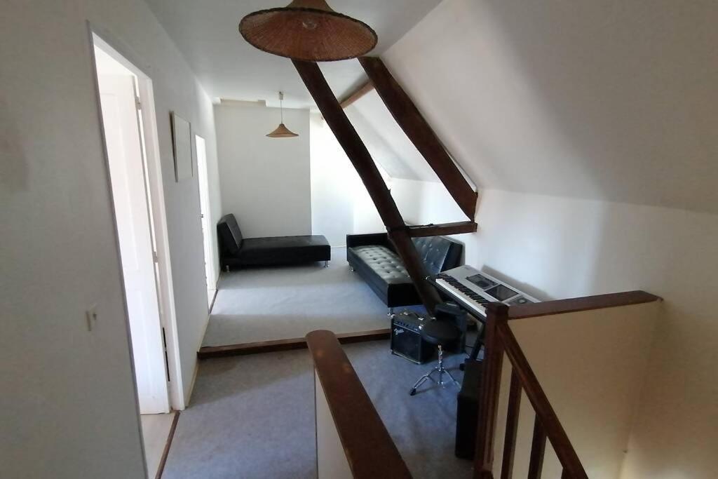 Maison Chaleureuse Et De Detente Avec Piscine Et Spa Chassemy Eksteriør bilde